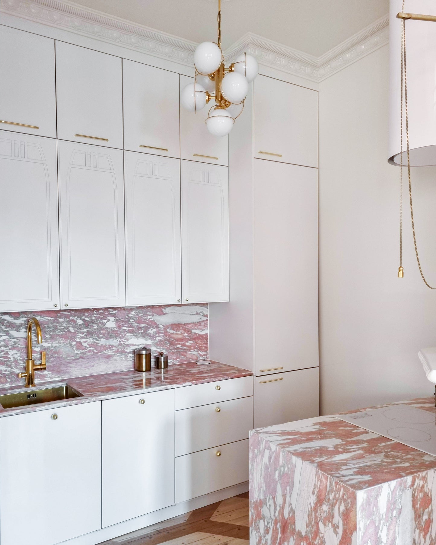 Corniche polystyrène GK30